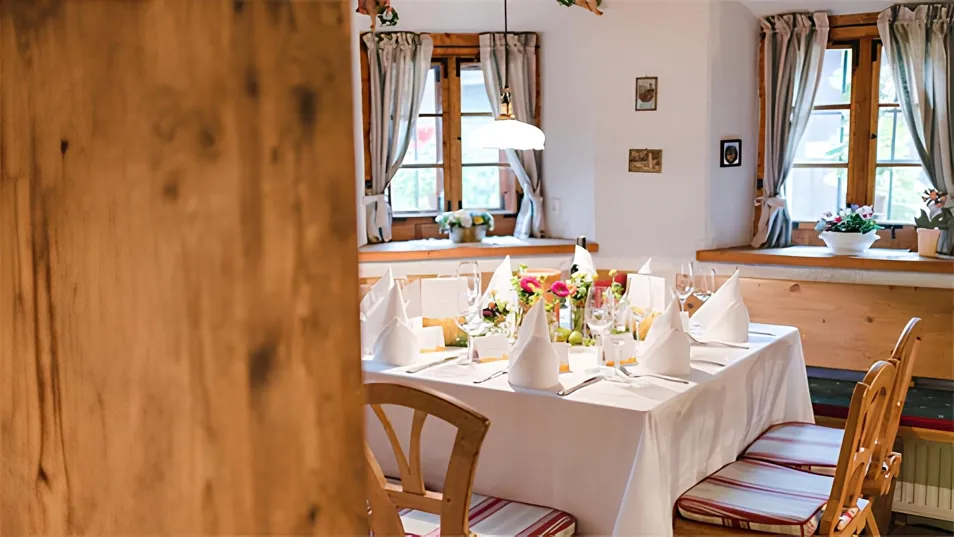 Cozy area at Hochsteg-Gütl hotel