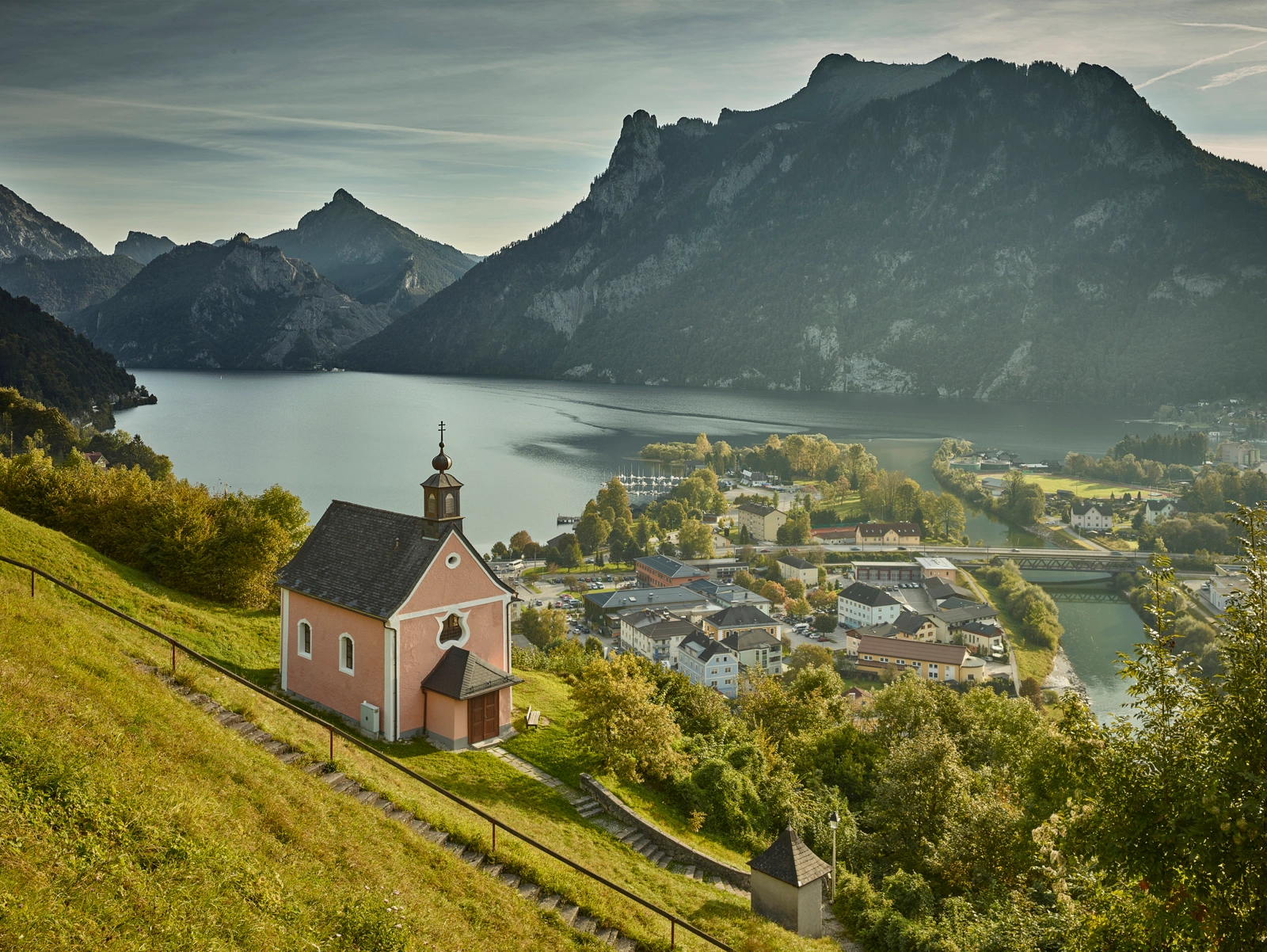 Mountain and lake experiences at Hochsteg-Gütl
